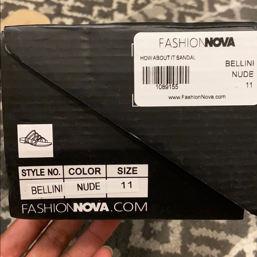 Sandals - Picture 2 of 3